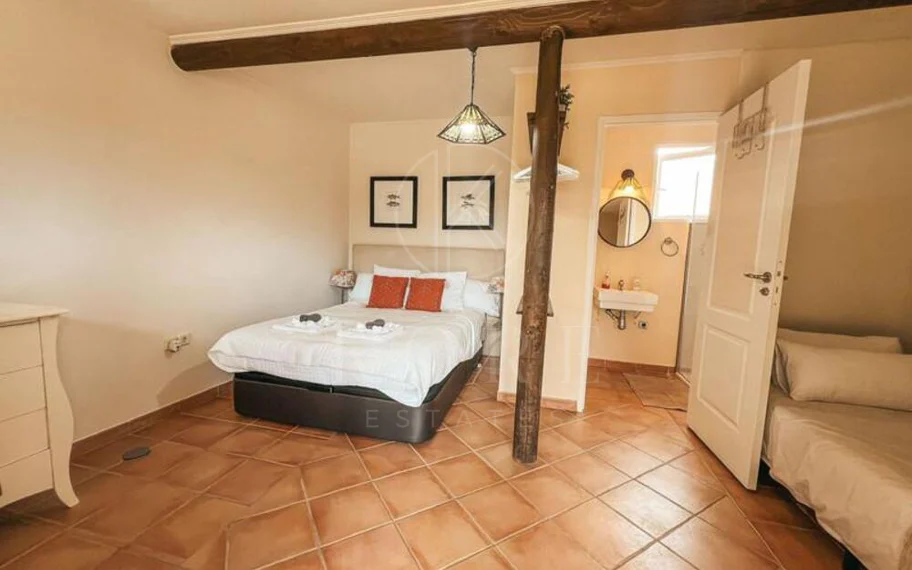Villa en venta en Nueva Andalucia, Marbella