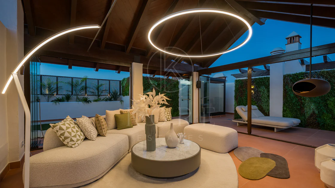 Completely renovated house with unobstructed sea views.
