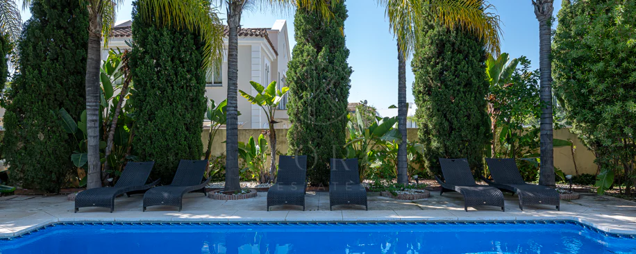Frontline Golf Villa in La Reserva de La Quinta