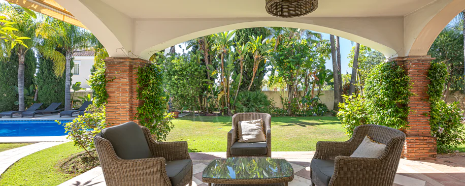 Frontline Golf Villa in La Reserva de La Quinta