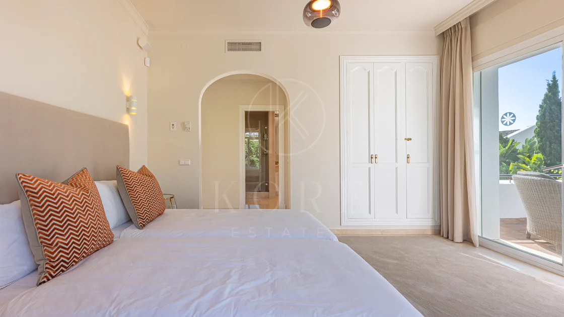 Frontline Golf Villa in La Reserva de La Quinta