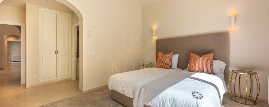 Frontline Golf Villa in La Reserva de La Quinta