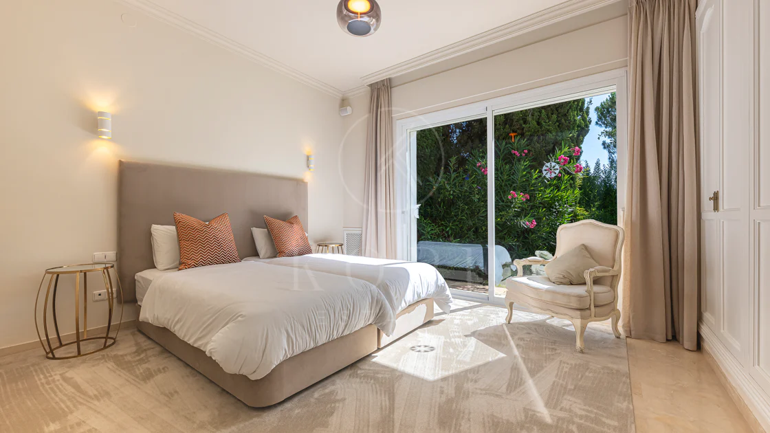Frontline Golf Villa in La Reserva de La Quinta