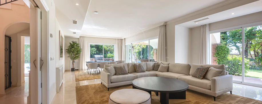 Frontline Golf Villa in La Reserva de La Quinta