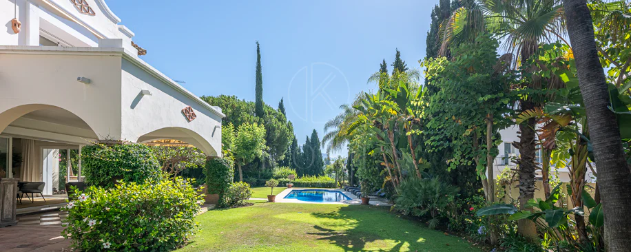 Frontline Golf Villa in La Reserva de La Quinta