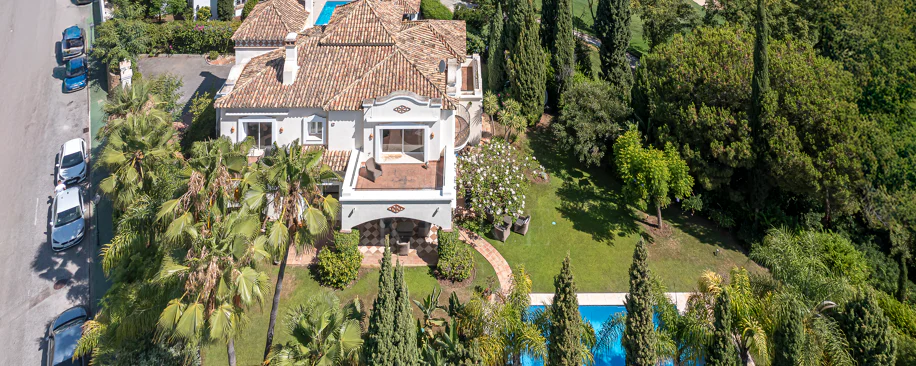 Frontline Golf Villa in La Reserva de La Quinta