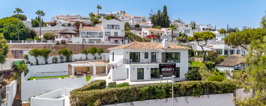 Fully Renovated Luxury Villa ideally located within a short walk to La Cala centre , Beach & Golf