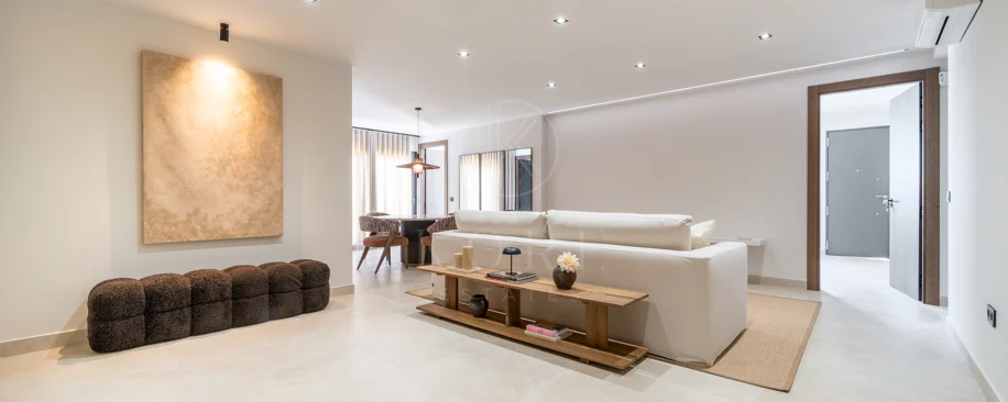 Fully Renovated Luxury Villa ideally located within a short walk to La Cala centre , Beach & Golf