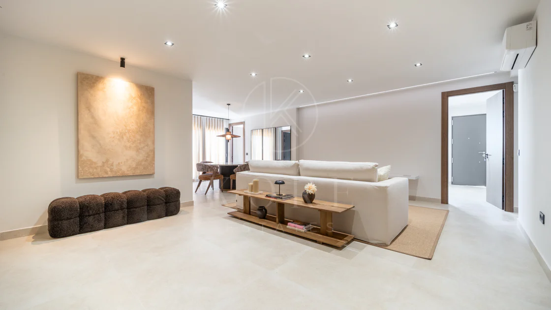 Fully Renovated Luxury Villa ideally located within a short walk to La Cala centre , Beach & Golf