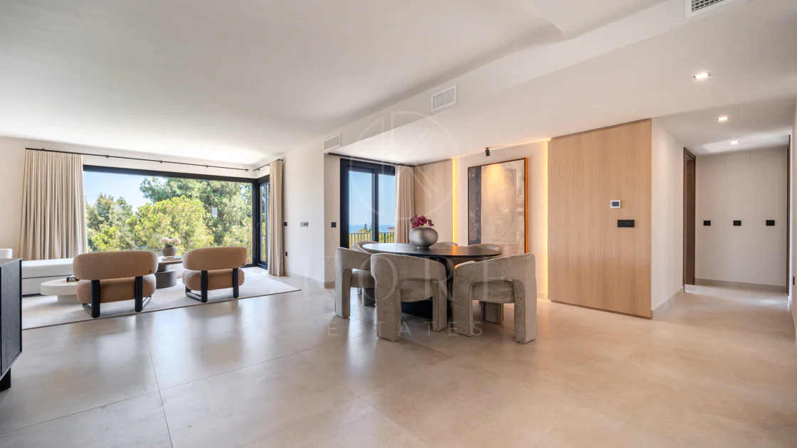 Fully Renovated Luxury Villa ideally located within a short walk to La Cala centre , Beach & Golf
