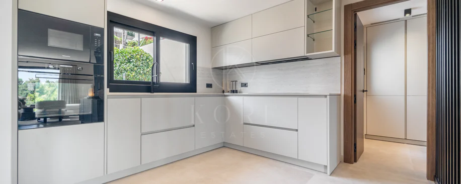 Fully Renovated Luxury Villa ideally located within a short walk to La Cala centre , Beach & Golf
