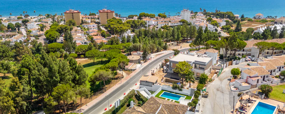 Fully Renovated Luxury Villa ideally located within a short walk to La Cala centre , Beach & Golf