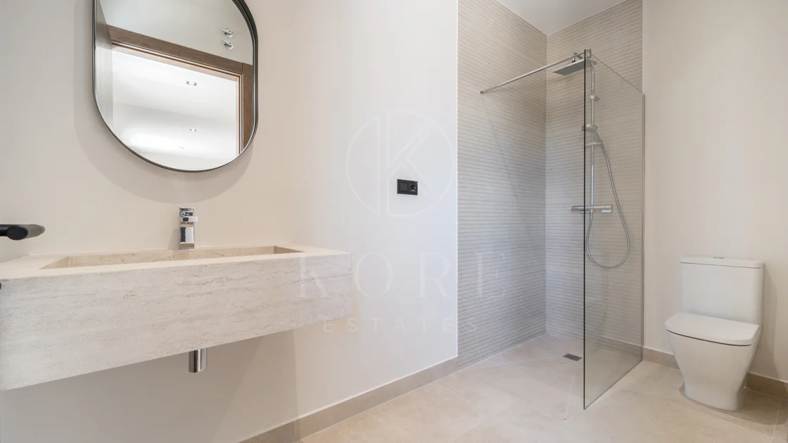 Fully Renovated Luxury Villa ideally located within a short walk to La Cala centre , Beach & Golf