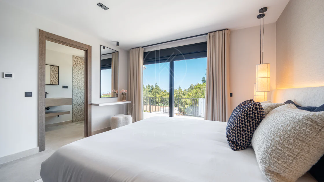 Fully Renovated Luxury Villa ideally located within a short walk to La Cala centre , Beach & Golf