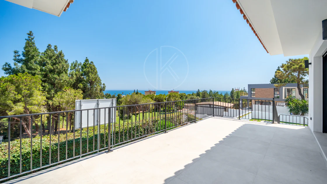 Fully Renovated Luxury Villa ideally located within a short walk to La Cala centre , Beach & Golf
