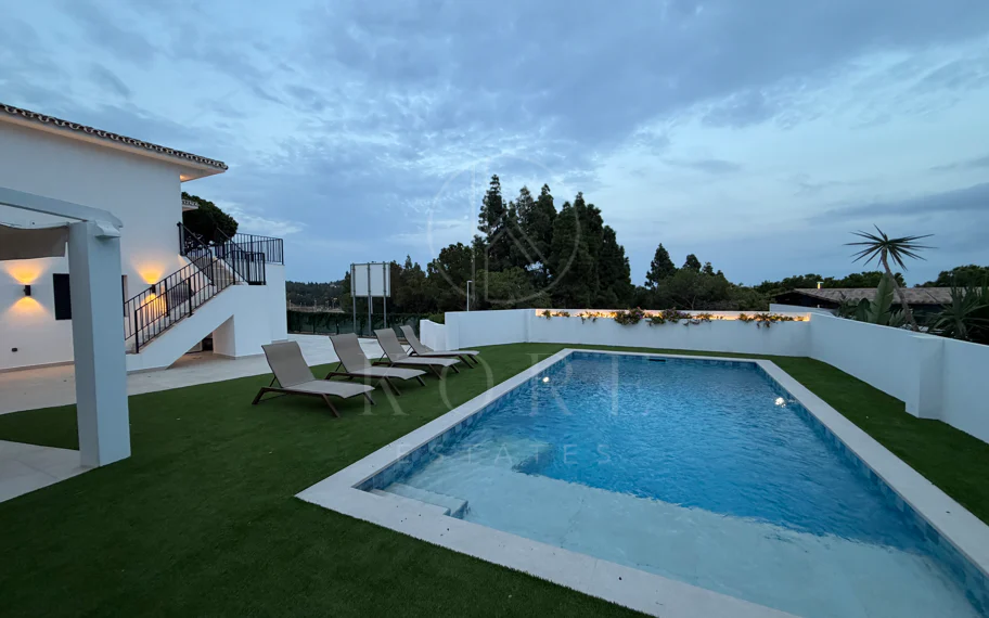 Fully Renovated Luxury Villa ideally located within a short walk to La Cala centre , Beach & Golf