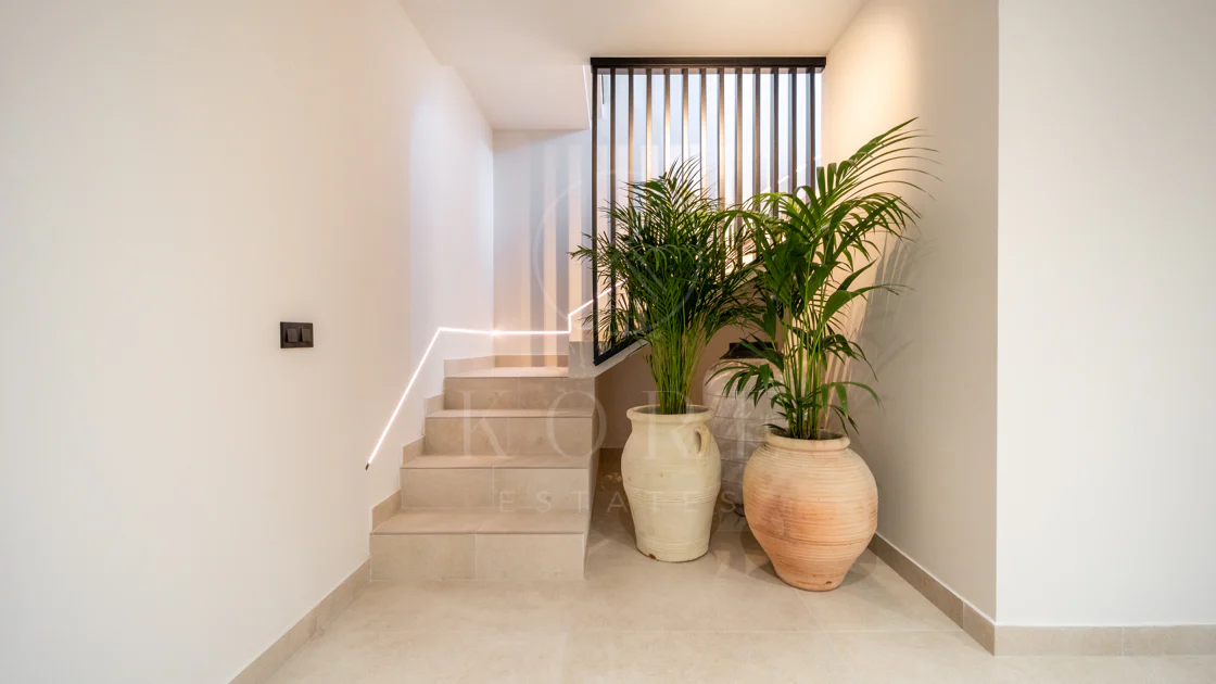 Fully Renovated Luxury Villa ideally located within a short walk to La Cala centre , Beach & Golf