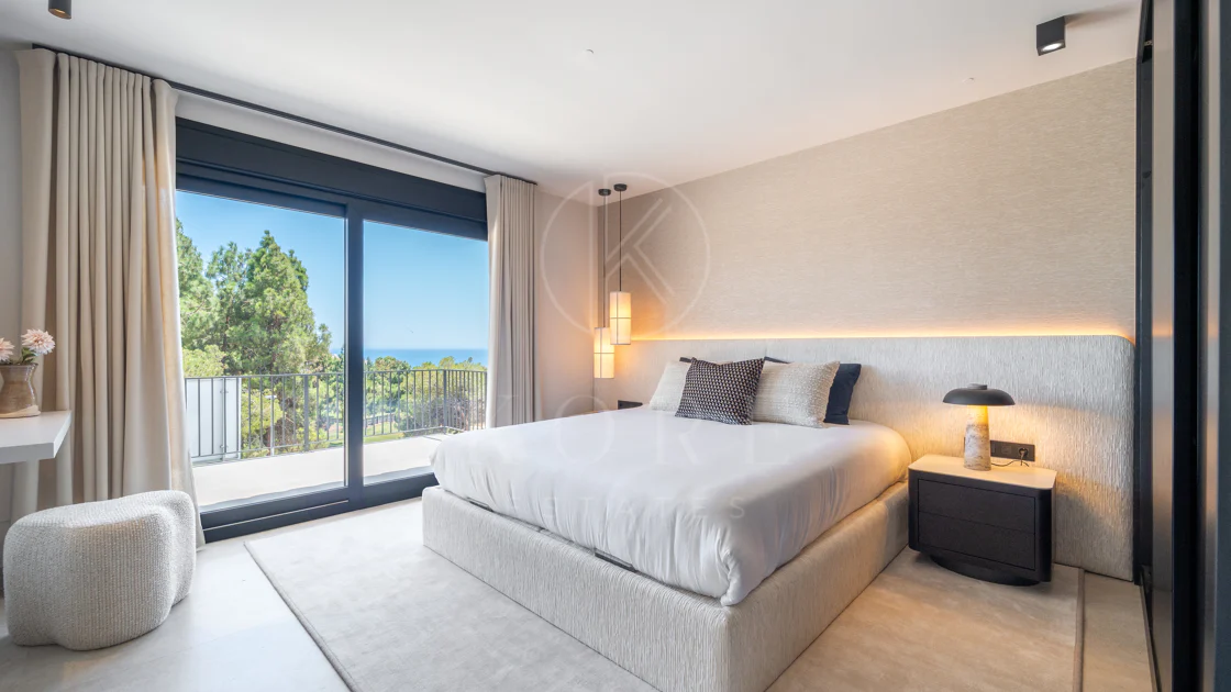 Fully Renovated Luxury Villa ideally located within a short walk to La Cala centre , Beach & Golf