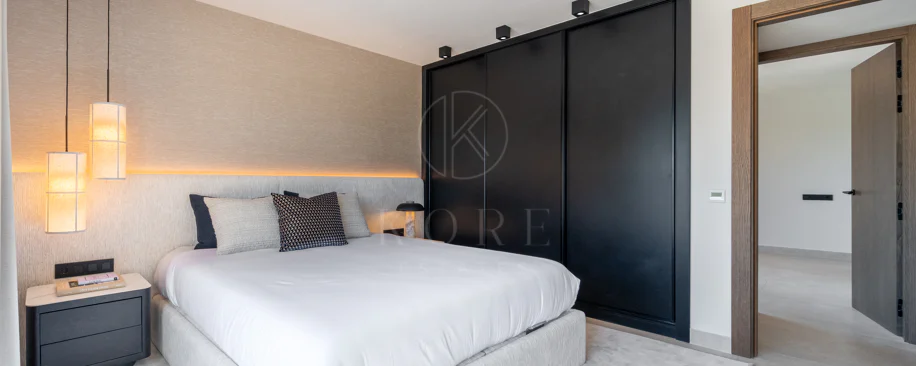 Fully Renovated Luxury Villa ideally located within a short walk to La Cala centre , Beach & Golf