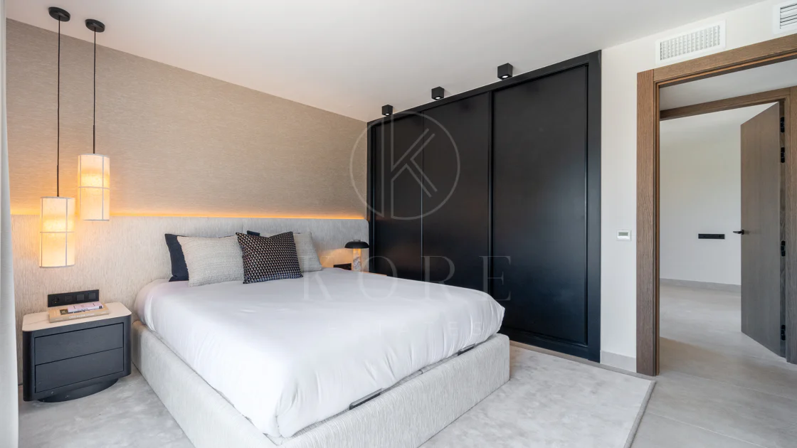 Fully Renovated Luxury Villa ideally located within a short walk to La Cala centre , Beach & Golf