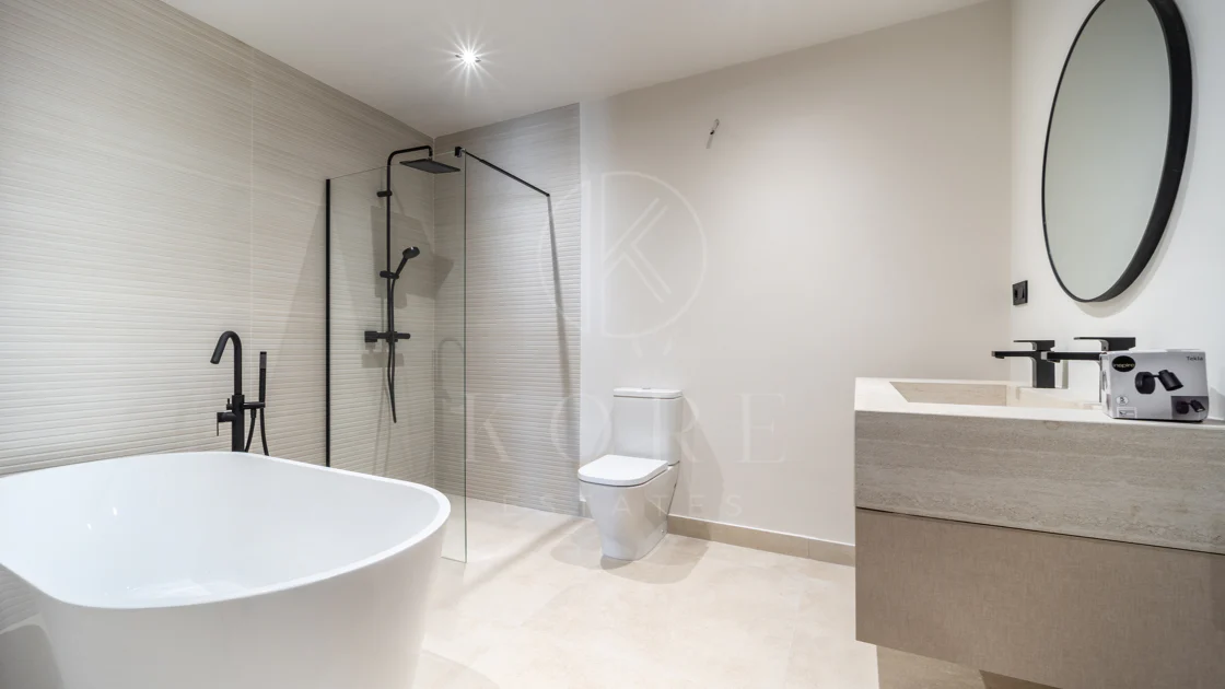Fully Renovated Luxury Villa ideally located within a short walk to La Cala centre , Beach & Golf