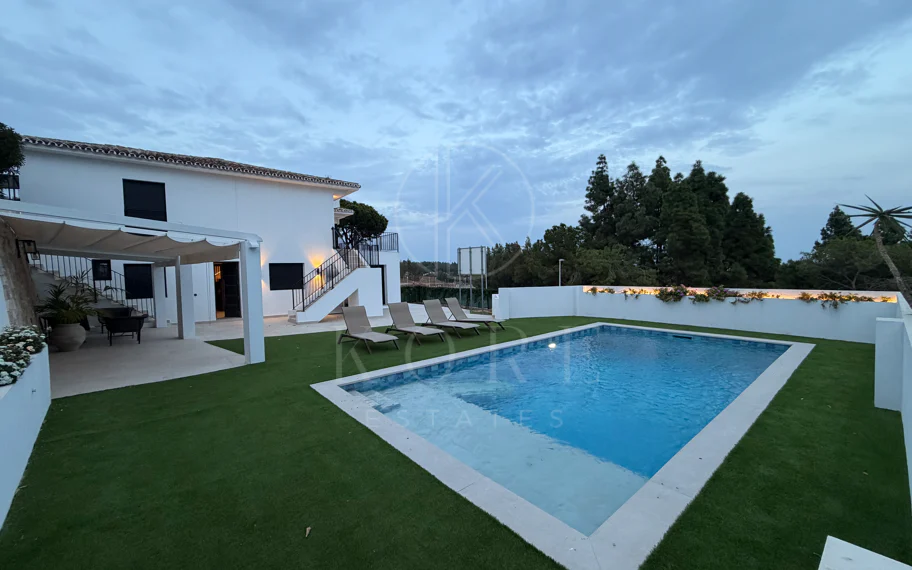 Fully Renovated Luxury Villa ideally located within a short walk to La Cala centre , Beach & Golf