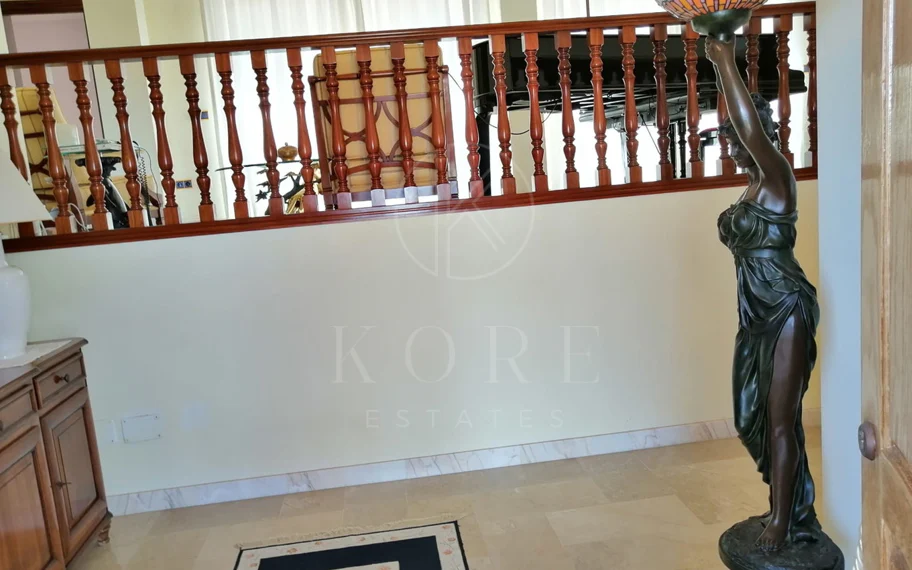 Villa en venta en Benalmadena