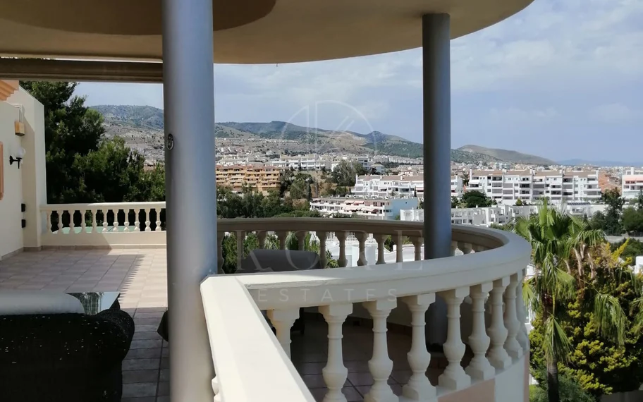 Villa en venta en Benalmadena