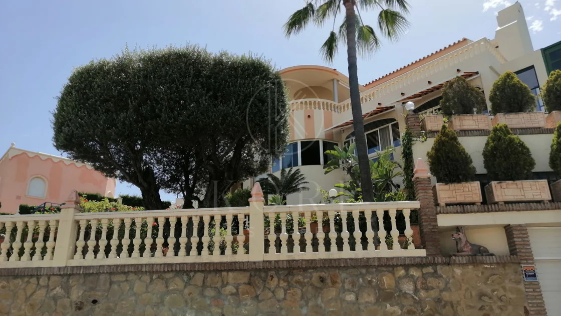 Vilă de vânzare în Benalmadena