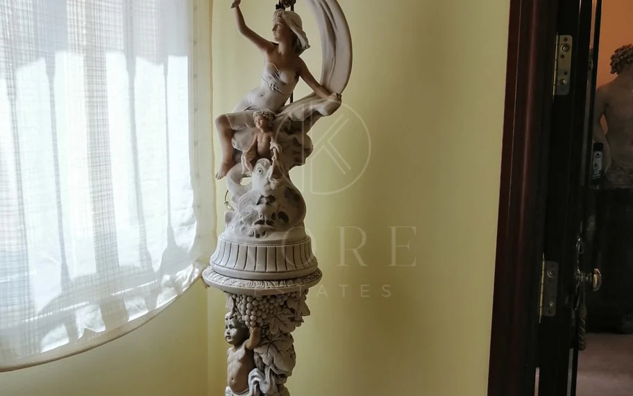 Villa en venta en Benalmadena