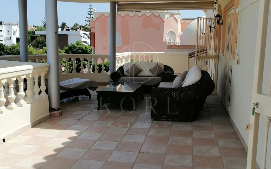Villa en venta en Benalmadena