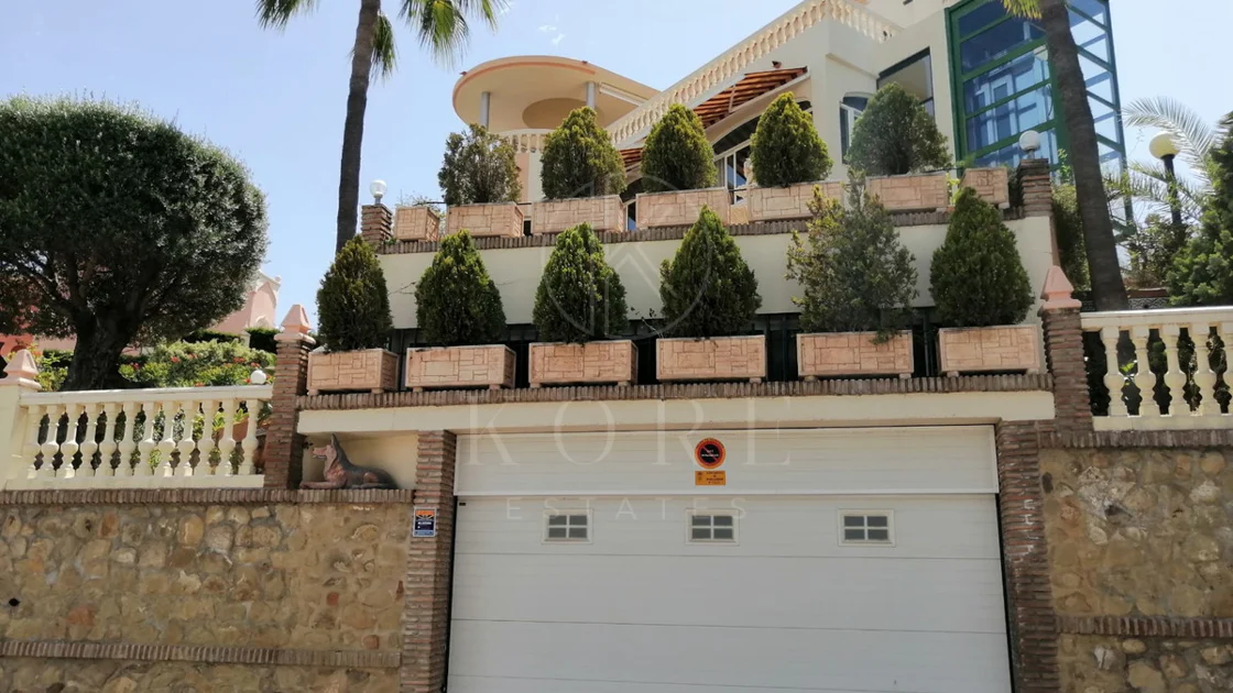 Vilă de vânzare în Benalmadena