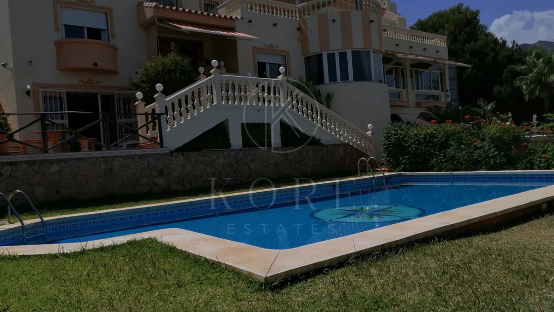 Vilă de vânzare în Benalmadena
