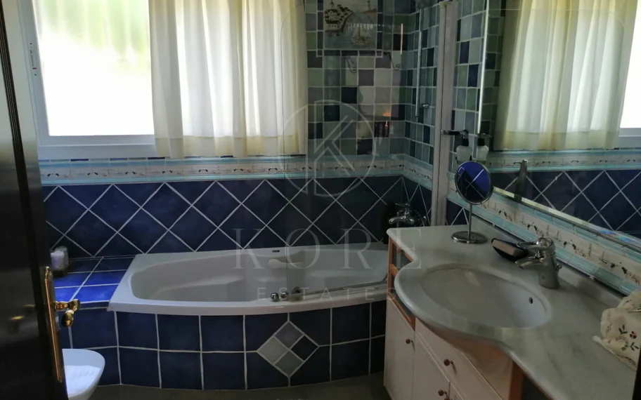 Villa en venta en Benalmadena