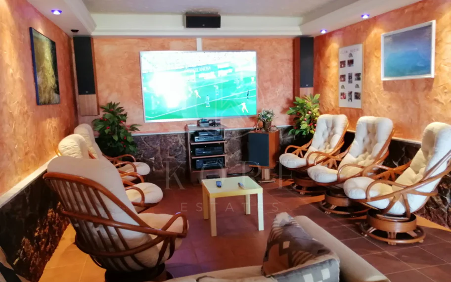 Villa en venta en Benalmadena