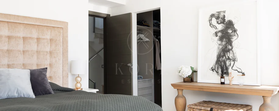 Casă tip townhouse elegantă cu 3 dormitoare și vedere panoramică în apropiere de Puerto Banús