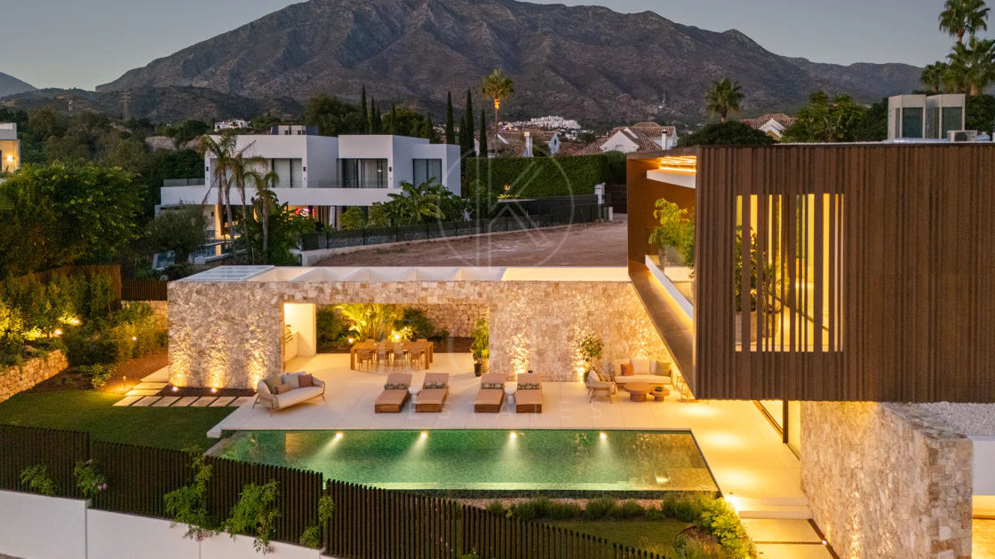 Vilă de vânzare în Las Lomas del Marbella Club, Marbella Golden Mile