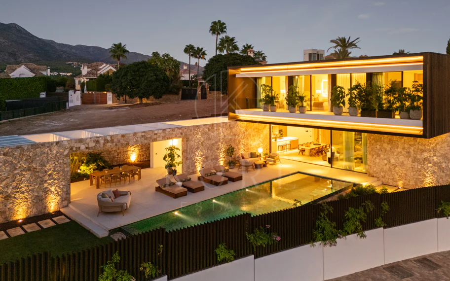 Villa en venta en Las Lomas del Marbella Club, Marbella Golden Mile