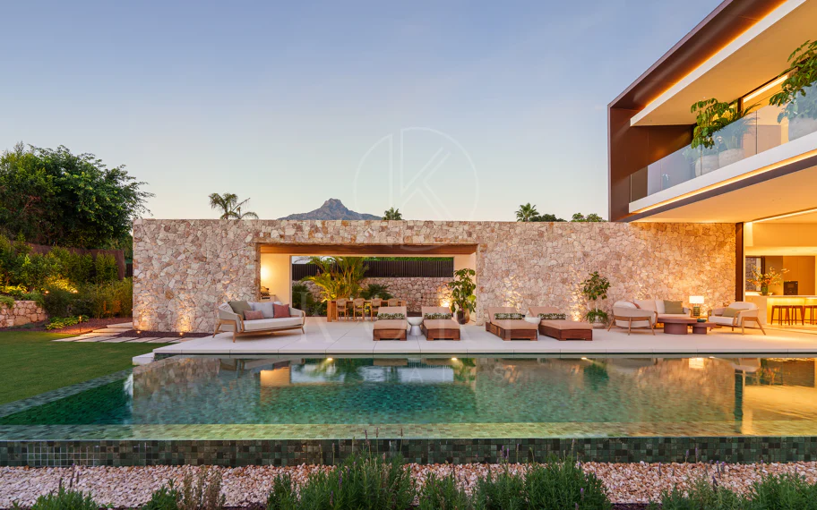 Villa en venta en Las Lomas del Marbella Club, Marbella Golden Mile