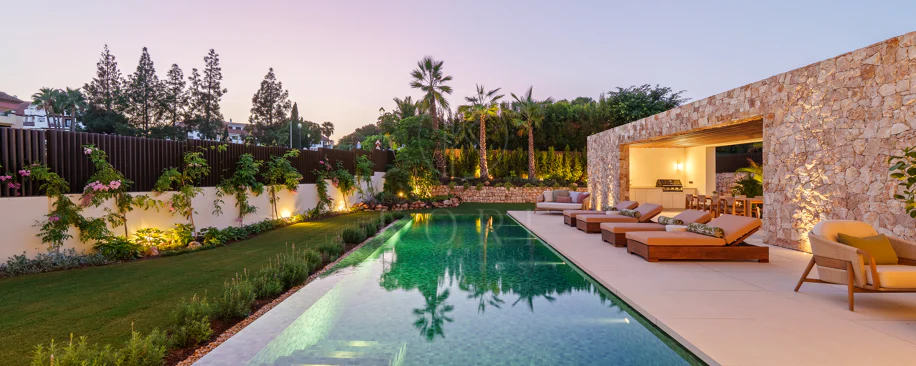Vilă de vânzare în Las Lomas del Marbella Club, Marbella Golden Mile