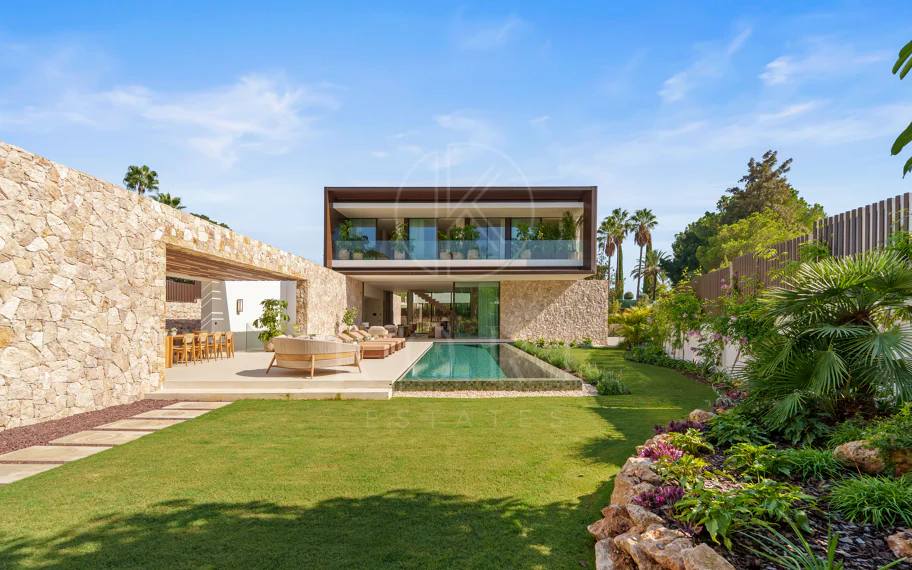 Villa en venta en Las Lomas del Marbella Club, Marbella Golden Mile