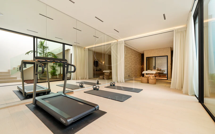 Villa en venta en Las Lomas del Marbella Club, Marbella Golden Mile