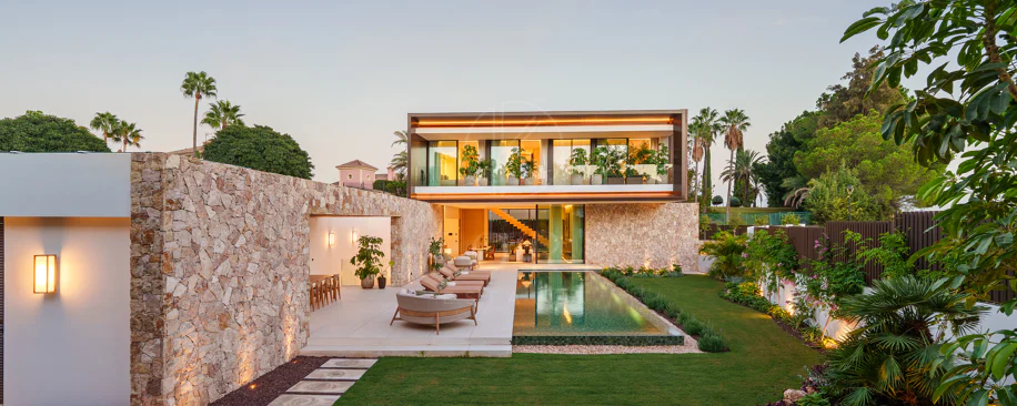 Vilă de vânzare în Las Lomas del Marbella Club, Marbella Golden Mile