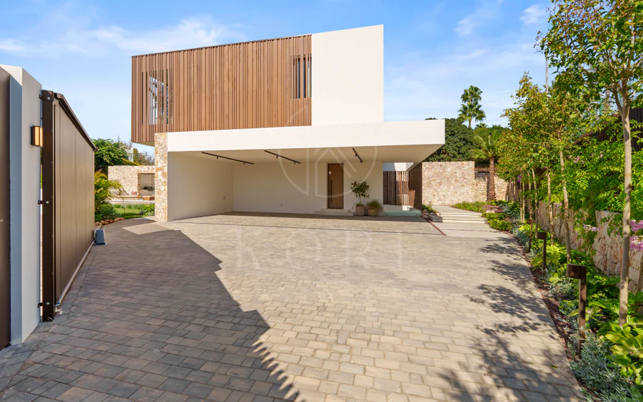 Villa en venta en Las Lomas del Marbella Club, Marbella Golden Mile