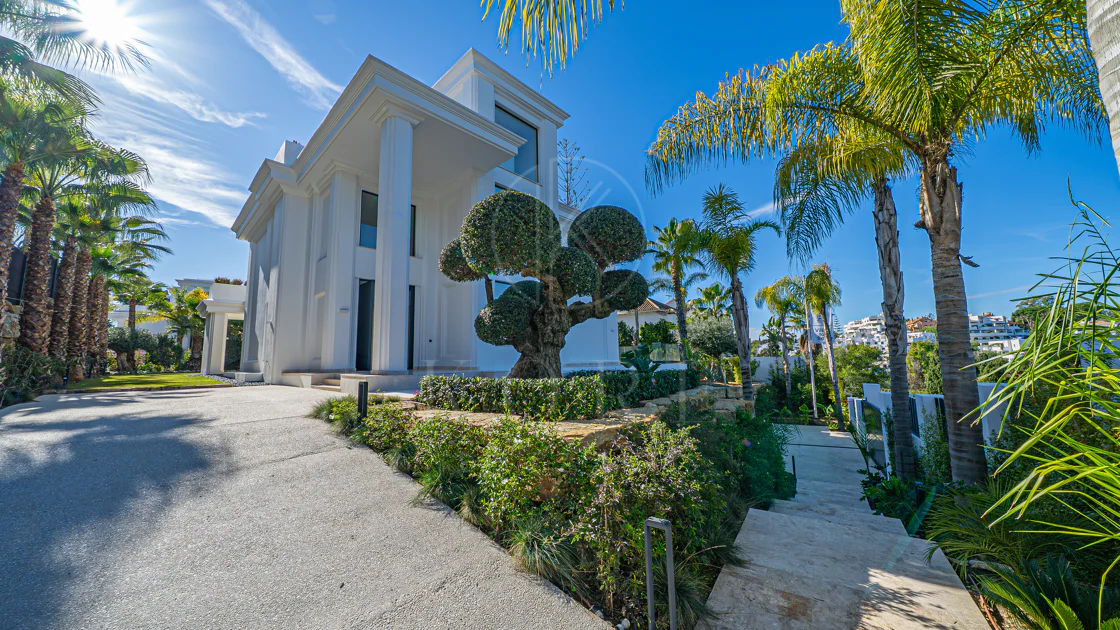 Villa for sale in Marbella