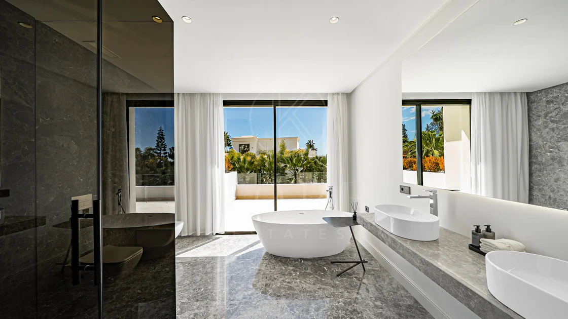 Villa for sale in Marbella