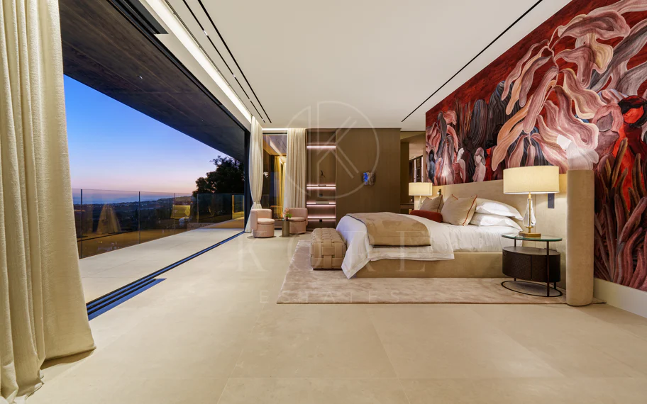 Villa en venta en El Herrojo, Benahavis