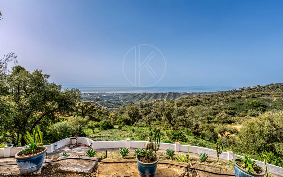 Espectacular finca con vistas al mar en La Mairena
