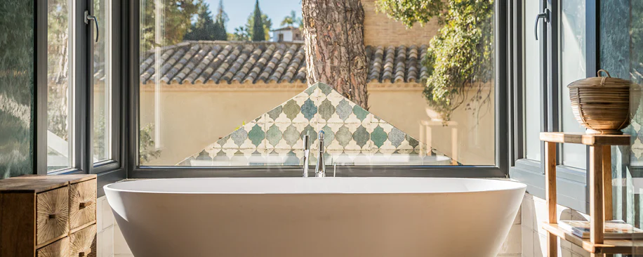 Vilă andaluză luxoasă cu 4 dormitoare, plină de personalitate, de vânzare în El Madroñal, Benahavis