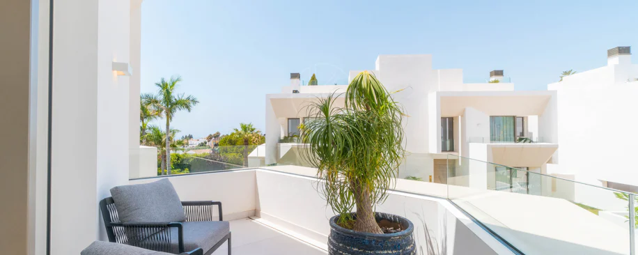 Villa contemporánea en Nueva Andalucía